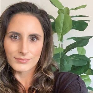 Meet your Posher, Courtney